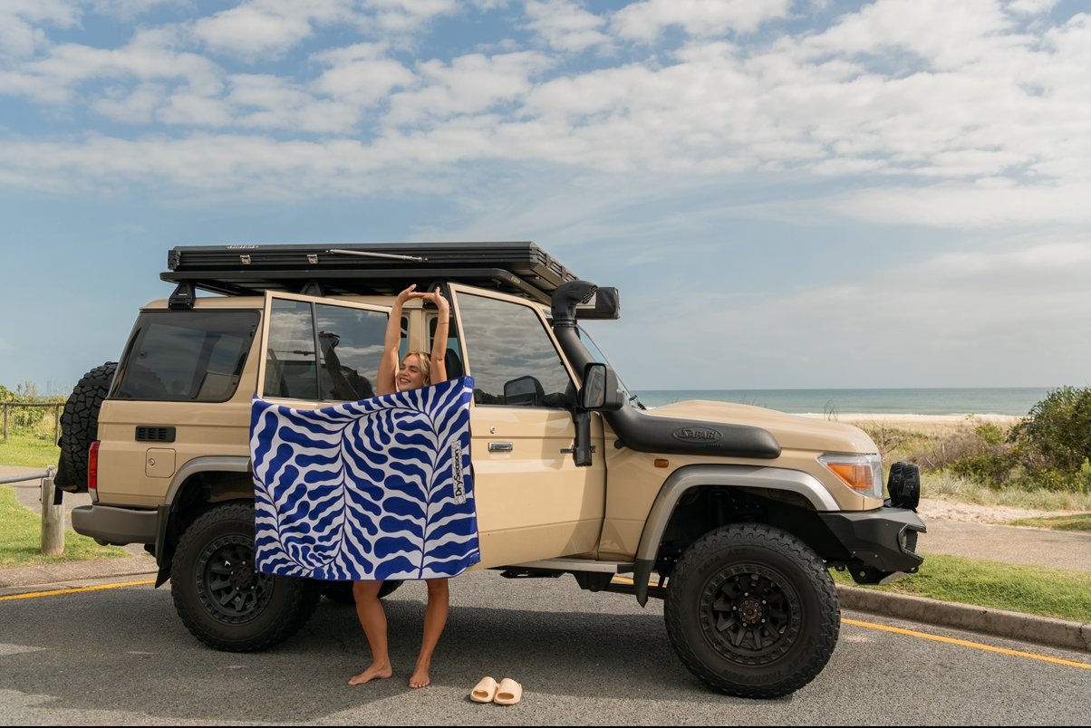 sandfree magnet towel