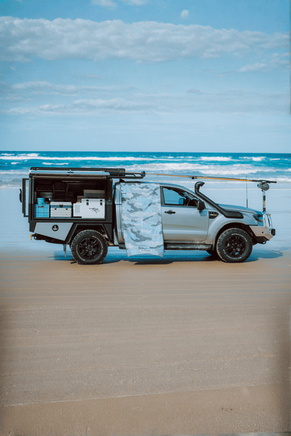 MARLIN - Sand Free Magnetic Beach Towel