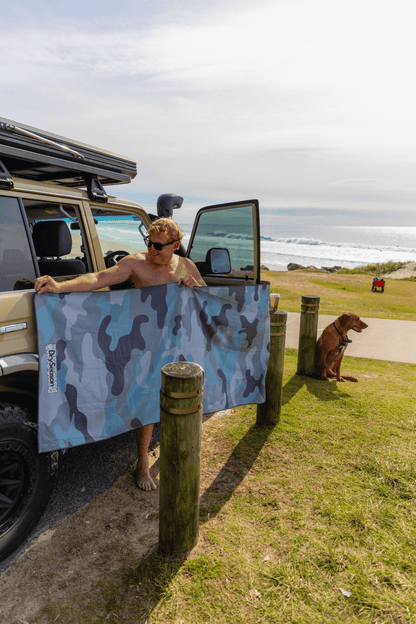 MARLIN - Sand Free Magnetic Beach Towel