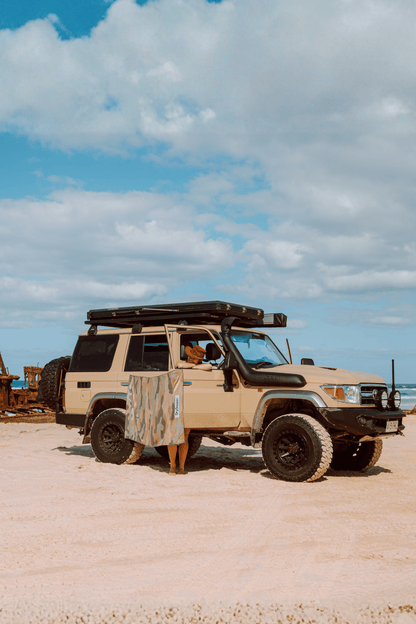 RANGER - Sand Free Magnetic Beach Towel