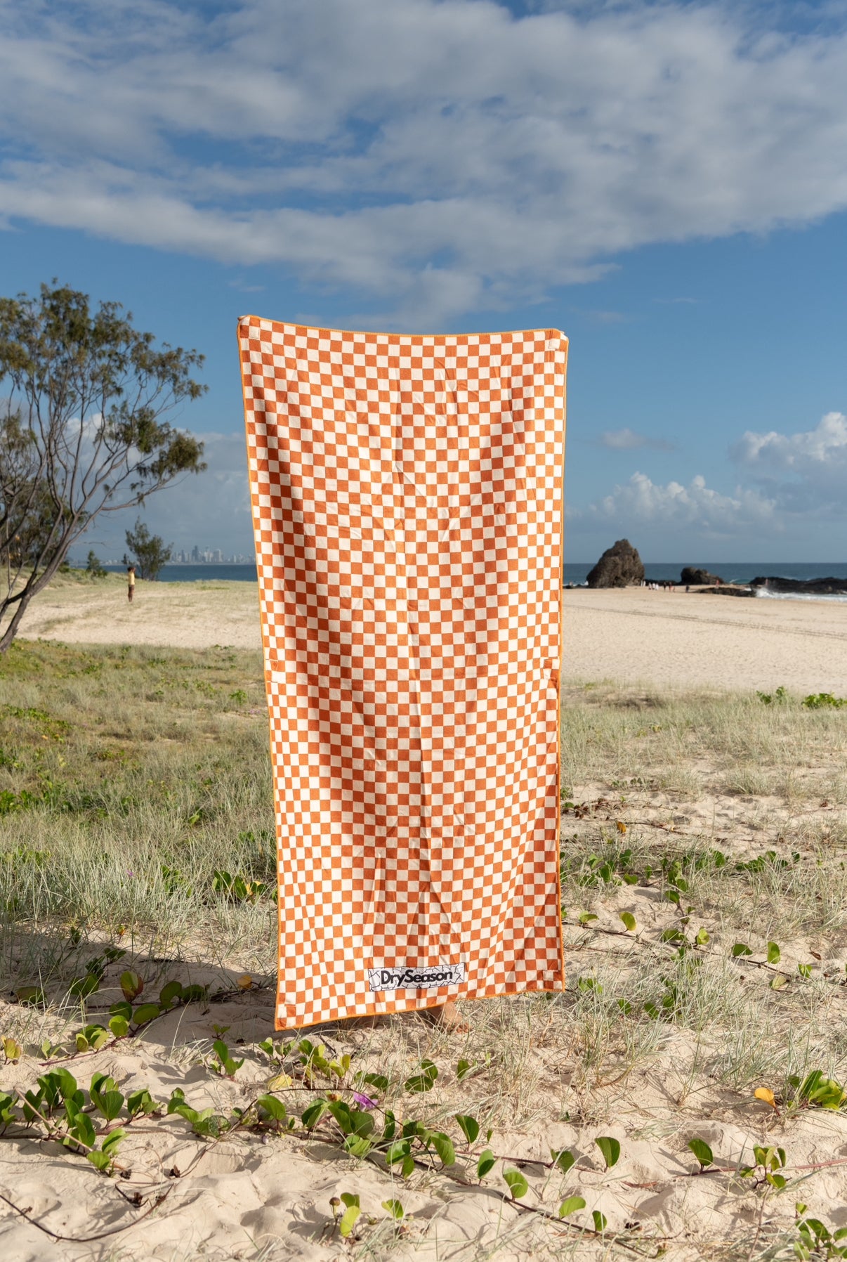 WEST - Sand Free Magnetic Beach Towel In Orange