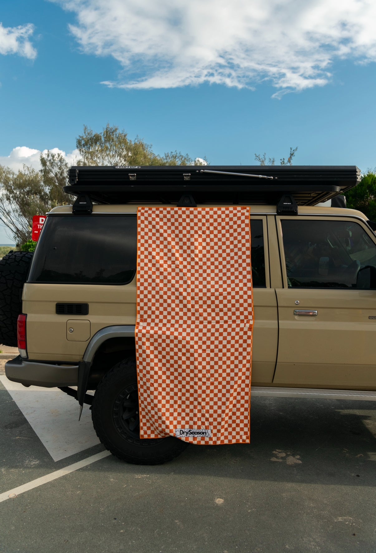 WEST - Sand Free Magnetic Beach Towel In Orange