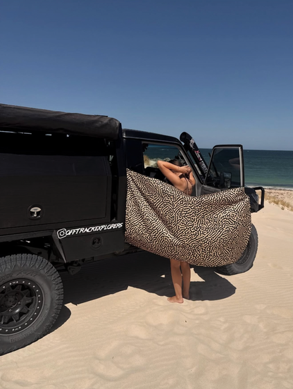 SANDY - Sand Free Magnetic Beach Towel In Light Brown